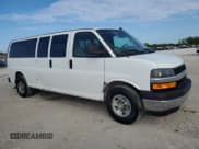 ✅ 2017 Chevrolet Express Passenger LT • VIN: 1GAZGPFG4H1112511 • Лот: 91654145. Опубликован ранее на Copart с пробегом 62 138 миль. Бесплатный доступ к архиву аукционных продаж из США и подробный отчёт об истории автомобиля на DreamBid. Изображение 4.