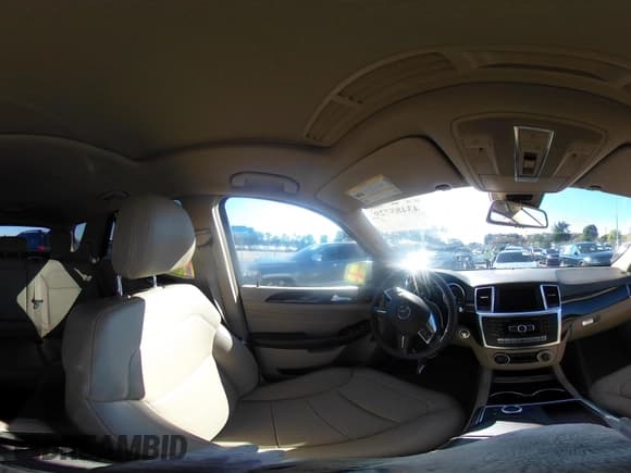 ✅ 2014 Mercedes-Benz M 350 • VIN: 4JGDA5JBXEA280020 • Лот: 43485729. Опубликован ранее на IAAI с пробегом 102 839 миль. Бесплатный доступ к архиву аукционных продаж из США и подробный отчёт об истории автомобиля на DreamBid. Изображение 18.