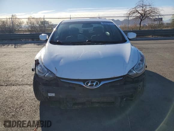 ✅ 2016 Hyundai Elantra SE • VIN: 5NPDH4AE5GH748042 • Lot: 90401815. Listed on Copart with 115,991 mi. Free auction sales archive from the USA and detailed vehicle history report at DreamBid. Image 5.
