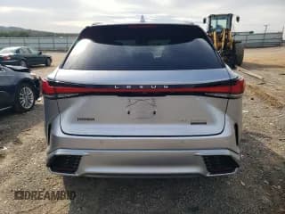 ✅ 2023 Lexus RX 500h F Sport Performance • VIN: 2T2BCMEA2PC008010 • Лот: 84302355. Опубликован ранее на Copart с пробегом 7 960 миль. Бесплатный доступ к архиву аукционных продаж из США и подробный отчёт об истории автомобиля на DreamBid. Изображение 6.