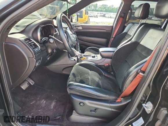 ✅ 2017 Jeep Grand Cherokee • VIN: NCS108376 • Lot: 57158405. Listed on Copart with 101,442 mi. Free auction sales archive from the USA and detailed vehicle history report at DreamBid. Image 7.