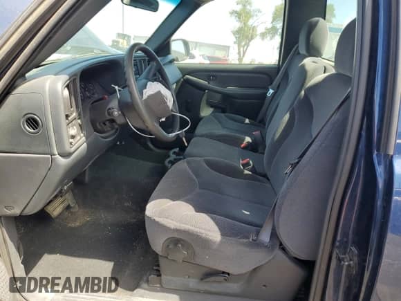 2002 GMC Sierra 1500 with VIN 1GTEC14W32Z205490, listed as a Copart auction lot 65004275 with 96,004 mi miles and Salvage title. Bid and sale history available at DreamBid. Image 7.