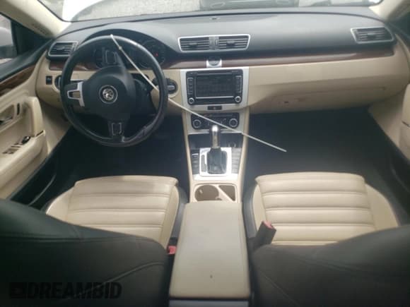 ✅ 2012 Volkswagen CC Lux • VIN: WVWHP7AN6CE528683 • Lot: 66880725. Listed on Copart with 148,758 mi. Free auction sales archive from the USA and detailed vehicle history report at DreamBid. Image 8.