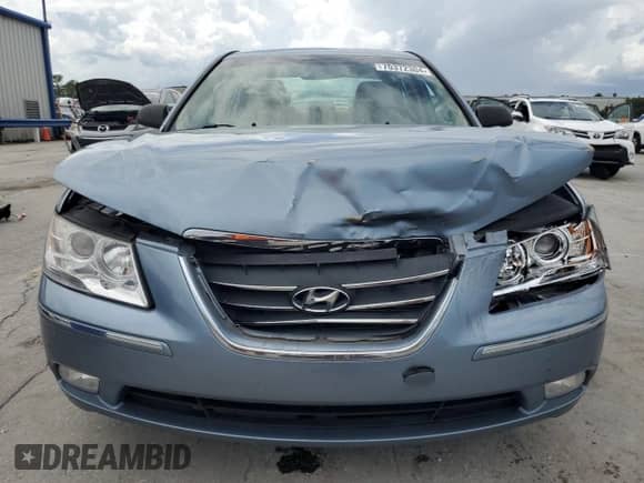 2010 Hyundai Sonata Limited z VIN 5NPEU4AF7AH638481, wystawiony jako Copart lot #70372304 z przebiegiem 109 743 mil mil oraz Szkoda całkowita • Salvage title. Historia ofert i sprzedaży dostępna na DreamBid. Obrazek 5.
