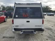 ✅ 2003 Chevrolet S-10 LS • VIN: 1GCCS19X938242711 • Лот: 42184145. Опубликован ранее на Copart с пробегом 121 098 миль. Бесплатный доступ к архиву аукционных продаж из США и подробный отчёт об истории автомобиля на DreamBid. Изображение 6.