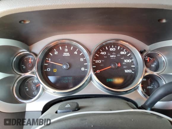 ✅ 2011 Chevrolet Silverado 2500HD Work Truck • VIN: 1GB2CVCG0BZ282715 • Лот: 86887185. Опубликован ранее на Copart с пробегом 192 424 миль. Бесплатный доступ к архиву аукционных продаж из США и подробный отчёт об истории автомобиля на DreamBid. Изображение 9.