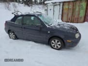 ✅ 2001 Volkswagen Cabriolet GLX • VIN: 3VWDC21V71M812292 • Лот: 87928045. Опубликован ранее на Copart с пробегом 291 989 миль. Бесплатный доступ к архиву аукционных продаж из США и подробный отчёт об истории автомобиля на DreamBid. Изображение 4.