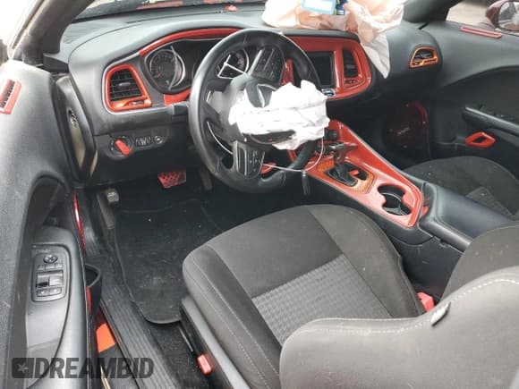 ✅ 2021 Dodge Challenger R/T • VIN: 2C3CDZBT7MH567907 • Lot: 40162594. Wystawiony na Copart z przebiegiem Nie podano. Bezpłatny archiwum sprzedaży aukcyjnych z USA i szczegółowy raport historii pojazdu na DreamBid. Zdjęcie 8.