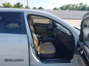 ✅ 2013 Hyundai Equus Signature • VIN: KMHGH4JH5DU067643 • Лот: 43349338. Опубликован ранее на IAAI с пробегом 198 620 миль. Бесплатный доступ к архиву аукционных продаж из США и подробный отчёт об истории автомобиля на DreamBid. Изображение 5.