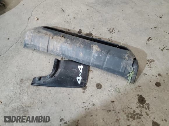 ✅ 2014 Toyota Tacoma • VIN: 3TMMU4FN0EM063958 • Лот: 89443975. Опубликован ранее на Copart с пробегом 111 263 миль. Бесплатный доступ к архиву аукционных продаж из США и подробный отчёт об истории автомобиля на DreamBid. Изображение 12.