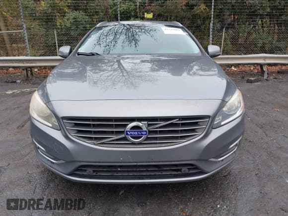 ✅ 2016 Volvo V60 T5 Drive-E Premier • VIN: YV140MEK4G1296965 • Lot: 43745069. Listed on IAAI with 87,737 mi. Free auction sales archive from the USA and detailed vehicle history report at DreamBid. Image 12.