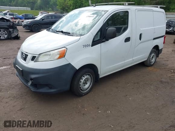 ✅ 2017 Nissan NV200 S • VIN: 3N6CM0KN4HK720400 • Lot: 42088464. Listed on IAAI with 126,191 mi. Free auction sales archive from the USA and detailed vehicle history report at DreamBid. Image 2.