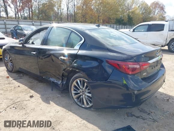 ✅ 2019 Infiniti Q50 Luxe • VIN: JN1EV7AR2KM594151 • Lot: 43644091. Listed on IAAI with 110,739 mi. Free auction sales archive from the USA and detailed vehicle history report at DreamBid. Image 3.