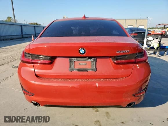 ✅ 2021 BMW 3 Series 330i • VIN: 3MW5R1J01M8B53124 • Lot: 84640565. Listed on Copart with 82,679 mi. Free auction sales archive from the USA and detailed vehicle history report at DreamBid. Image 6.