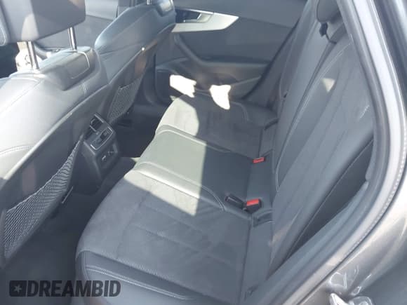 ✅ 2023 Audi A4 S line Premium Plus • VIN: WAUEAAF46PA015784 • Лот: 42505614. Опубликован ранее на IAAI с пробегом 21 554 миль. Бесплатный доступ к архиву аукционных продаж из США и подробный отчёт об истории автомобиля на DreamBid. Изображение 8.