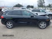 ✅ 2011 Porsche Cayenne • VIN: WP1AA2A2XBLA05624 • Lot: 42075578. Wystawiony na IAAI z przebiegiem 75 778 mil. Bezpłatny archiwum sprzedaży aukcyjnych z USA i szczegółowy raport historii pojazdu na DreamBid. Zdjęcie 13.