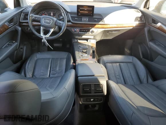 ✅ 2018 Audi Q5 Premium • VIN: WA1ANAFY4J2135068 • Lot: 86793785. Listed on Copart with 109,823 mi. Free auction sales archive from the USA and detailed vehicle history report at DreamBid. Image 8.