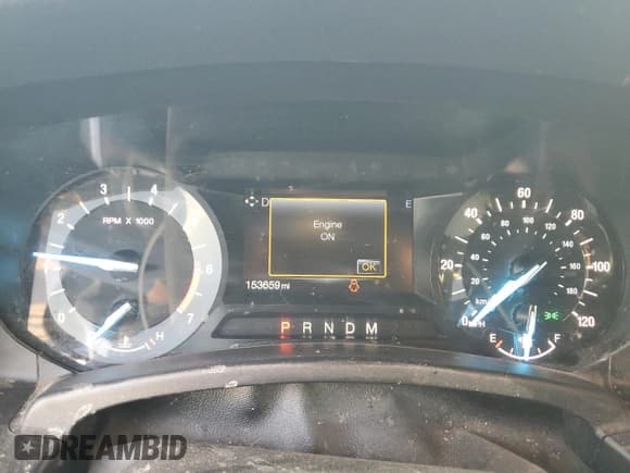 ✅ 2016 Ford Expedition XLT • VIN: 1FMJU1HTXGEF36105 • Лот: 86675475. Опубликован ранее на Copart с пробегом 153 659 миль. Бесплатный доступ к архиву аукционных продаж из США и подробный отчёт об истории автомобиля на DreamBid. Изображение 9.