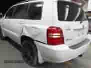 2001 Toyota Highlander с VIN JTEHF21A610028080, выставлен на аукционе IAAI как лот 43011016 с пробегом 254 001 миль миль и . История ставок и продаж доступна на DreamBid. Изображение 6.