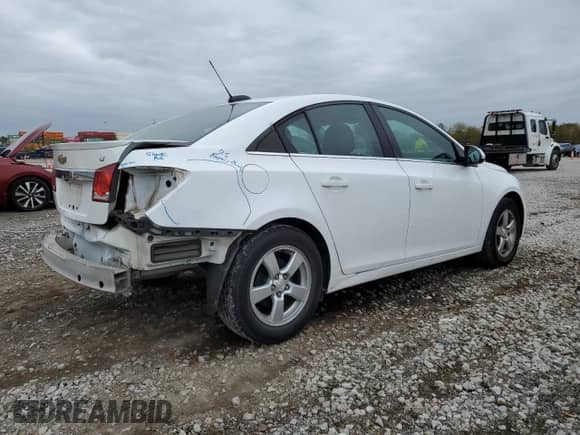 2015 Chevrolet Cruze LT z VIN 1G1PD5SB7F7177104, wystawiony jako Copart lot #87233885 z przebiegiem 75 819 mil mil oraz Szkoda całkowita • Salvage title. Historia ofert i sprzedaży dostępna na DreamBid. Obrazek 3.