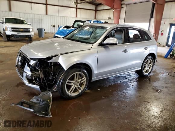 ✅ 2016 Audi Q5 Premium Plus • VIN: WA1D7AFP4GA134368 • Lot: 68913485. Wystawiony na Copart z przebiegiem 99 495 mil. Bezpłatny archiwum sprzedaży aukcyjnych z USA i szczegółowy raport historii pojazdu na DreamBid. Zdjęcie 1.