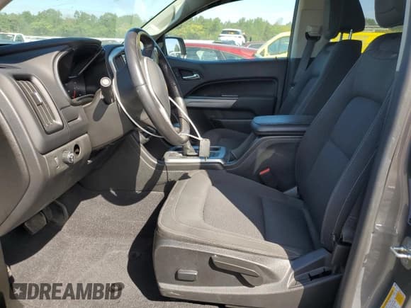 ✅ 2020 Chevrolet Colorado 4WD LT • VIN: 1GCGTCEN2L1247188 • Lot: 70724525. Listed on Copart with 81,959 mi. Free auction sales archive from the USA and detailed vehicle history report at DreamBid. Image 7.