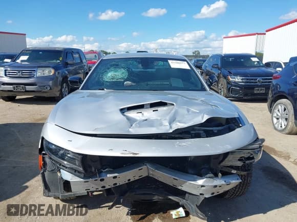 ✅ 2023 Dodge Charger GT • VIN: 2C3CDXHG5PH611776 • Lot: 43300577. Wystawiony na IAAI z przebiegiem 61 574 mil. Bezpłatny archiwum sprzedaży aukcyjnych z USA i szczegółowy raport historii pojazdu na DreamBid. Zdjęcie 12.