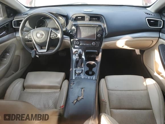 ✅ 2017 Nissan Maxima SR • VIN: 1N4AA6AP4HC439976 • Лот: 80292145. Опубликован ранее на Copart с пробегом 147 715 миль. Бесплатный доступ к архиву аукционных продаж из США и подробный отчёт об истории автомобиля на DreamBid. Изображение 8.