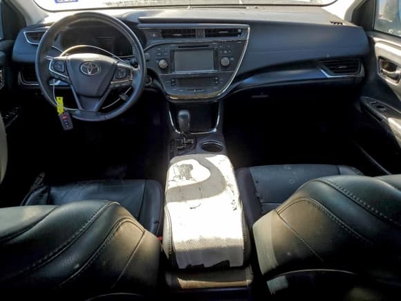 ✅ 2018 Toyota Avalon XLE • VIN: 4T1BK1EB1JU279967 • Lot: 95808315. Wystawiony na Copart z przebiegiem 147 568 mil. Bezpłatny archiwum sprzedaży aukcyjnych z USA i szczegółowy raport historii pojazdu na DreamBid. Zdjęcie 8.