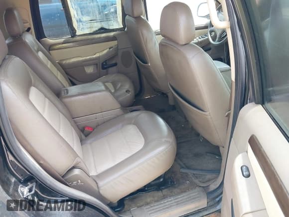 ✅ 2004 Ford Explorer Eddie Bauer • VIN: 1FMDU84W44ZA40176 • Лот: 42697376. Опубликован ранее на IAAI с пробегом 172 723 миль. Бесплатный доступ к архиву аукционных продаж из США и подробный отчёт об истории автомобиля на DreamBid. Изображение 8.