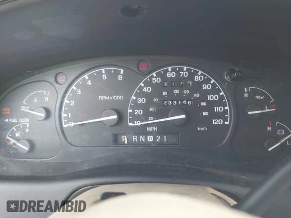 ✅ 2000 Mercury Mountaineer • VIN: 4M2ZU86P8YUJ07066 • Lot: 42114617. Listed on IAAI with 233,146 mi. Free auction sales archive from the USA and detailed vehicle history report at DreamBid. Image 7.