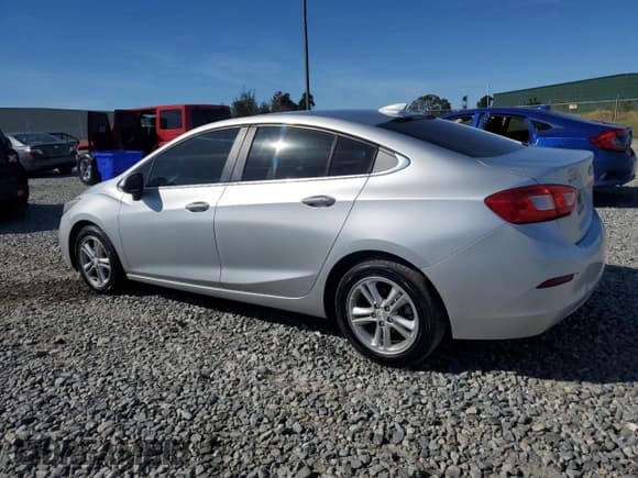 ✅ 2017 Chevrolet Cruze LT • VIN: 1G1BE5SM1H7188501 • Lot: 87085355. Listed on Copart with 181,695 mi. Free auction sales archive from the USA and detailed vehicle history report at DreamBid. Image 2.