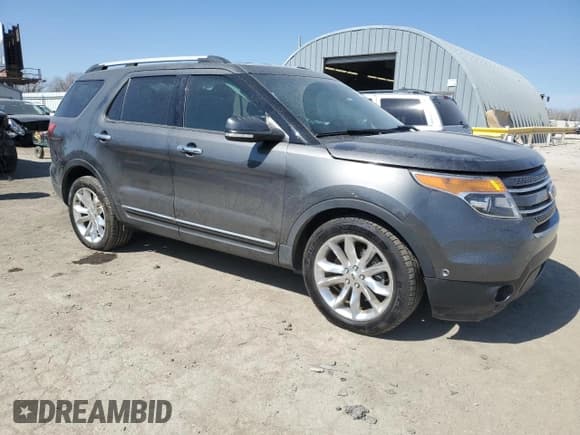 ✅ 2015 Ford Explorer Limited • VIN: 1FM5K7F97FGA35872 • Lot: 48670355. Listed on Copart with 140,568 mi. Free auction sales archive from the USA and detailed vehicle history report at DreamBid. Image 4.