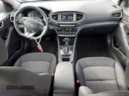 ✅ 2019 Hyundai Ioniq Blue • VIN: KMHC65LC3KU168995 • Lot: 51442265. Wystawiony na Copart z przebiegiem 147 594 mil. Bezpłatny archiwum sprzedaży aukcyjnych z USA i szczegółowy raport historii pojazdu na DreamBid. Zdjęcie 8.