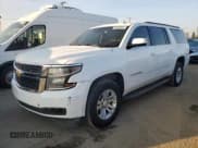 ✅ 2016 Chevrolet Suburban LT • VIN: 1GNSCHKC8GR439806 • Lot: 89383035. Wystawiony na Copart z przebiegiem 142 613 mil. Bezpłatny archiwum sprzedaży aukcyjnych z USA i szczegółowy raport historii pojazdu na DreamBid. Zdjęcie 1.