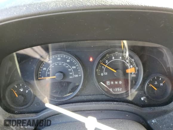 ✅ 2015 Jeep Patriot High Altitude • VIN: 1C4NJRFB0FD259055 • Lot: 89812885. Wystawiony na Copart z przebiegiem 91 392 mil. Bezpłatny archiwum sprzedaży aukcyjnych z USA i szczegółowy raport historii pojazdu na DreamBid. Zdjęcie 9.