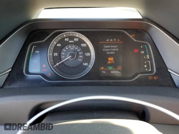 2020 Hyundai Ioniq SE с VIN KMHC65LD0LU223140, выставлен на аукционе Copart как лот 76121704 с пробегом 80 570 миль миль и Списание • Salvage title. История ставок и продаж доступна на DreamBid. Изображение 9.