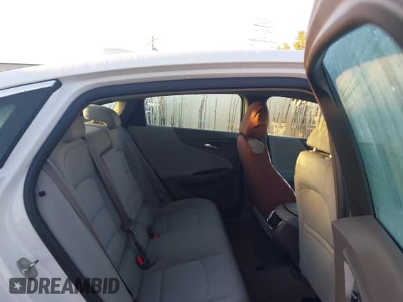 ✅ 2018 Chevrolet Malibu LT • VIN: 1G1ZD5ST1JF184775 • Lot: 43482546. Listed on IAAI with 96,805 mi. Free auction sales archive from the USA and detailed vehicle history report at DreamBid. Image 8.