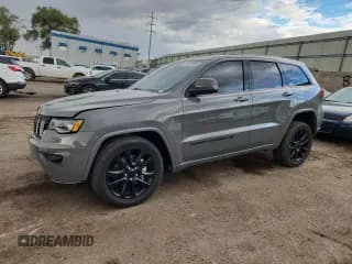 ✅ 2022 Jeep Grand Cherokee Laredo X • VIN: 1C4RJFAG7NC145335 • Лот: 71979305. Опубликован ранее на Copart с пробегом 44 871 миль. Бесплатный доступ к архиву аукционных продаж из США и подробный отчёт об истории автомобиля на DreamBid. Изображение 1.