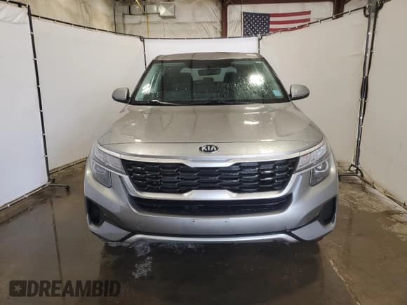 ✅ 2021 Kia Seltos LX • VIN: KNDEPCAA3M7214049 • Lot: 89509475. Listed on Copart with 31,213 mi. Free auction sales archive from the USA and detailed vehicle history report at DreamBid. Image 5.