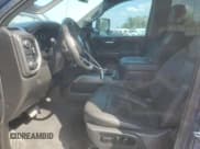 ✅ 2022 Chevrolet Silverado 2500HD LTZ • VIN: 1GC4YPEY2NF228037 • Lot: 89992125. Wystawiony na Copart z przebiegiem 31 602 mil. Bezpłatny archiwum sprzedaży aukcyjnych z USA i szczegółowy raport historii pojazdu na DreamBid. Zdjęcie 7.