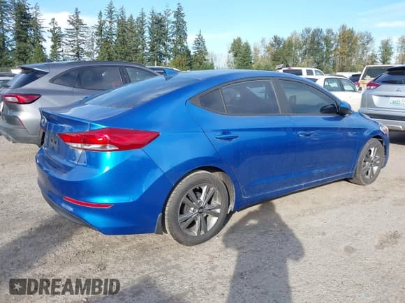 ✅ 2017 Hyundai Elantra Limited • VIN: 5NPD84LF2HH196054 • Lot: 43459657. Listed on IAAI with 72,519 mi. Free auction sales archive from the USA and detailed vehicle history report at DreamBid. Image 4.