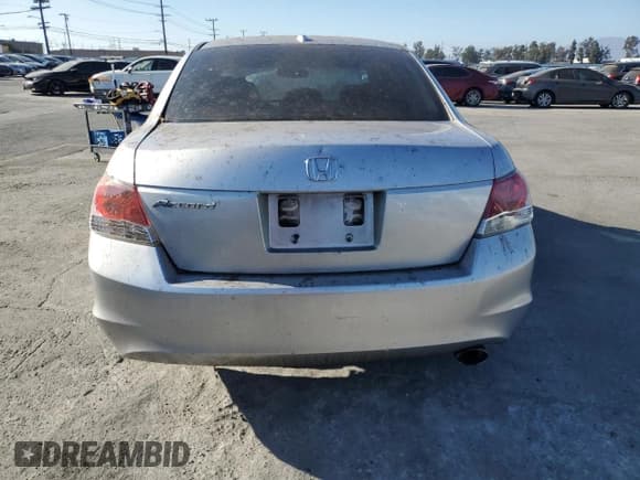 ✅ 2010 Honda Accord EX-L • VIN: 1HGCP2F86AA050271 • Lot: 84939005. Listed on Copart with 290,150 mi. Free auction sales archive from the USA and detailed vehicle history report at DreamBid. Image 6.