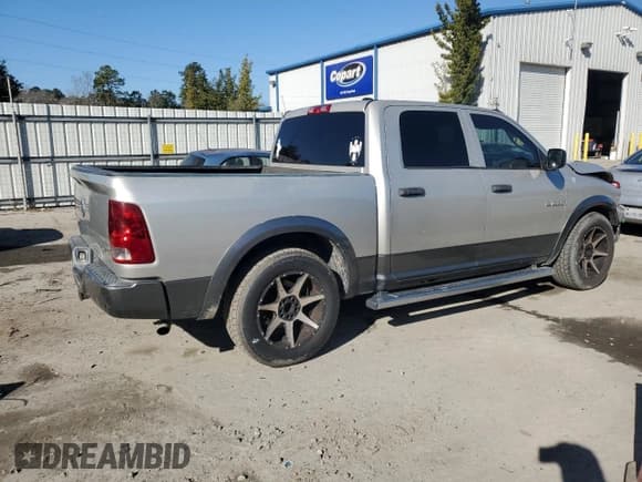 ✅ 2009 Dodge 1500 SLT • VIN: 1D3HB13P99J527156 • Lot: 43590195. Wystawiony na Copart z przebiegiem 283 004 mil. Bezpłatny archiwum sprzedaży aukcyjnych z USA i szczegółowy raport historii pojazdu na DreamBid. Zdjęcie 3.
