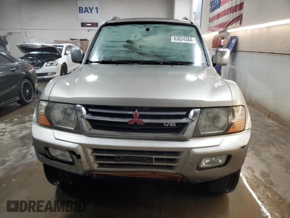 ✅ 2001 Mitsubishi Montero Limited • VIN: JA4MW51R71J038583 • Lot: 83024384. Wystawiony na Copart z przebiegiem 157 538 mil. Bezpłatny archiwum sprzedaży aukcyjnych z USA i szczegółowy raport historii pojazdu na DreamBid. Zdjęcie 5.