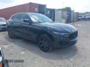 ✅ 2018 Maserati Levante GranSport • VIN: ZN661XUS7JX303585 • Lot: 42663440. Wystawiony na IAAI z przebiegiem 46 783 mil. Bezpłatny archiwum sprzedaży aukcyjnych z USA i szczegółowy raport historii pojazdu na DreamBid. Zdjęcie 1.