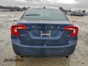 ✅ 2012 Volvo S60 T5 • VIN: YV1622FS5C2131338 • Lot: 93135485. Wystawiony na Copart z przebiegiem 200 978 mil. Bezpłatny archiwum sprzedaży aukcyjnych z USA i szczegółowy raport historii pojazdu na DreamBid. Zdjęcie 6.