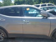 ✅ 2016 Hyundai Santa Fe • VIN: 5XYZT3LB0GG351802 • Lot: 42695517. Wystawiony na IAAI z przebiegiem Nie podano. Bezpłatny archiwum sprzedaży aukcyjnych z USA i szczegółowy raport historii pojazdu na DreamBid. Zdjęcie 13.