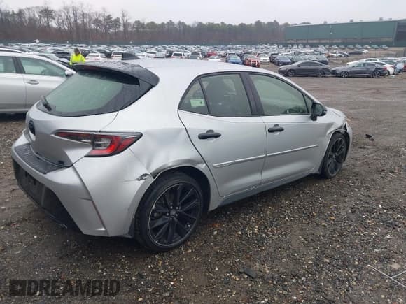 ✅ 2021 Toyota Corolla SE • VIN: JTND4MBEXM3141972 • Лот: 43783663. Опубликован ранее на IAAI с пробегом 50 114 миль. Бесплатный доступ к архиву аукционных продаж из США и подробный отчёт об истории автомобиля на DreamBid. Изображение 4.