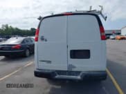 ✅ 2012 Chevrolet Express Cargo • VIN: 1GCWGFCAXC1194967 • Lot: 43006497. Wystawiony na IAAI z przebiegiem 211 039 mil. Bezpłatny archiwum sprzedaży aukcyjnych z USA i szczegółowy raport historii pojazdu na DreamBid. Zdjęcie 16.
